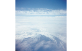 青い空の日に　#16 (富士山)